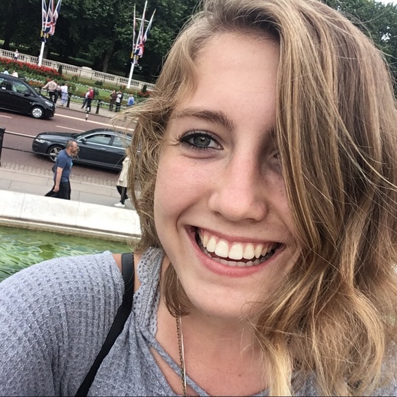 Meet your Posher, Jessie - Picture 1 of 1